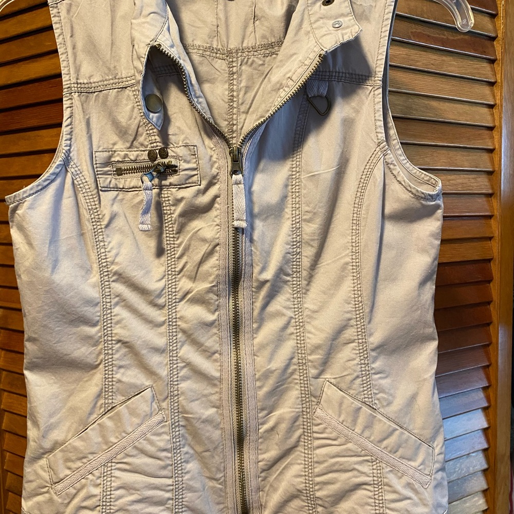 Maurice’s vest